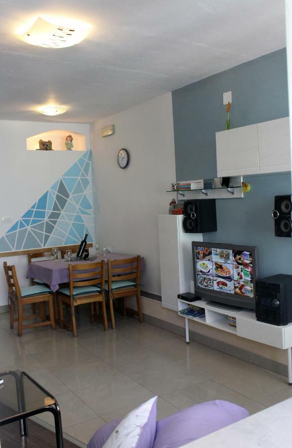 Apartment Karega 시베니크 외부 사진